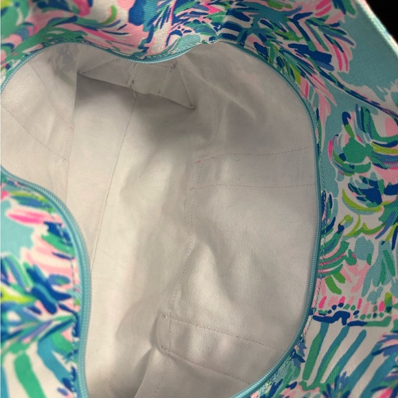 Lilly Pulitzer Blue and Pink Tropical Tote Bag - Picture 9 of 10